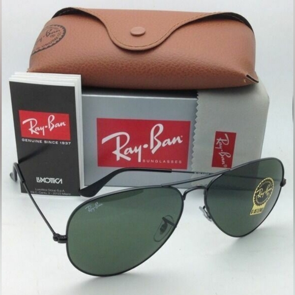 LIKE NEW RayBan Aviator RB3025 Black Ray ban Sunglasses - Picture 10 of 16
